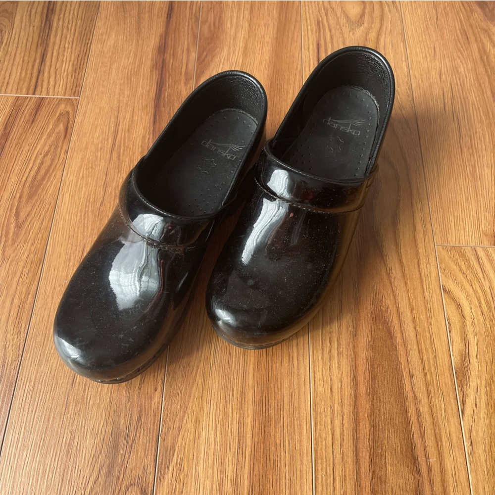 DANSKO nursing shoes